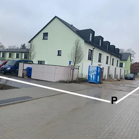 Wunderschoenes 140 Qm Reihenhaus Im Zeisigring 6, Дом отдыха