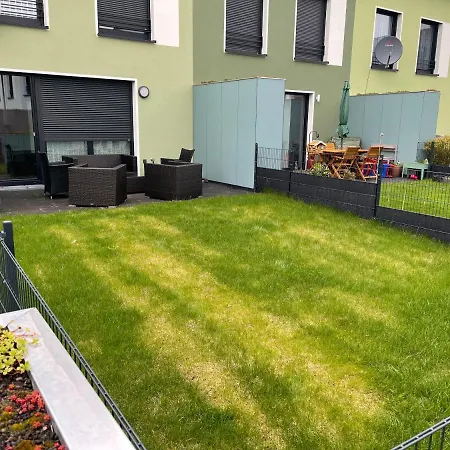 Wunderschoenes 140 Qm Reihenhaus Im Zeisigring 6,