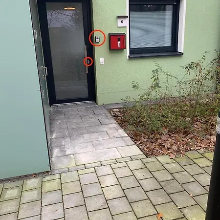 Wunderschoenes 140 Qm Reihenhaus Im Zeisigring 6, *